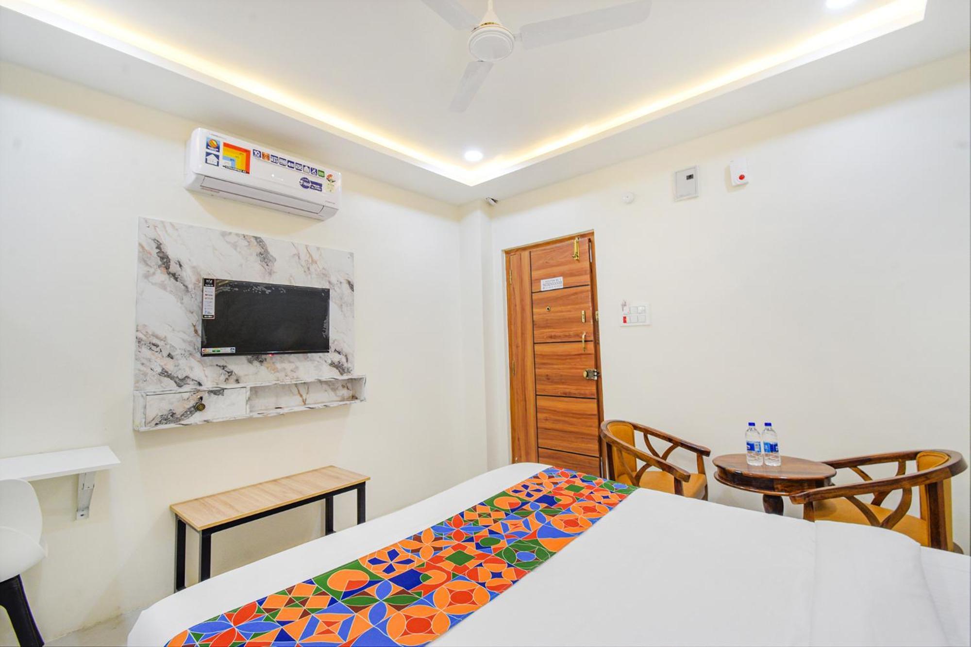 Fabhotel Ssr Ikon Suites - Nr Hyderabad Central University, Kondapur Exterior foto